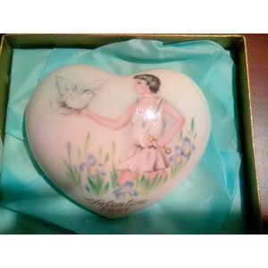 Noritake Valentine's Day heart 1973 Love Gift
